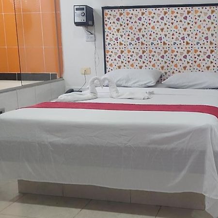 Hotel Marat Medellin Luaran gambar