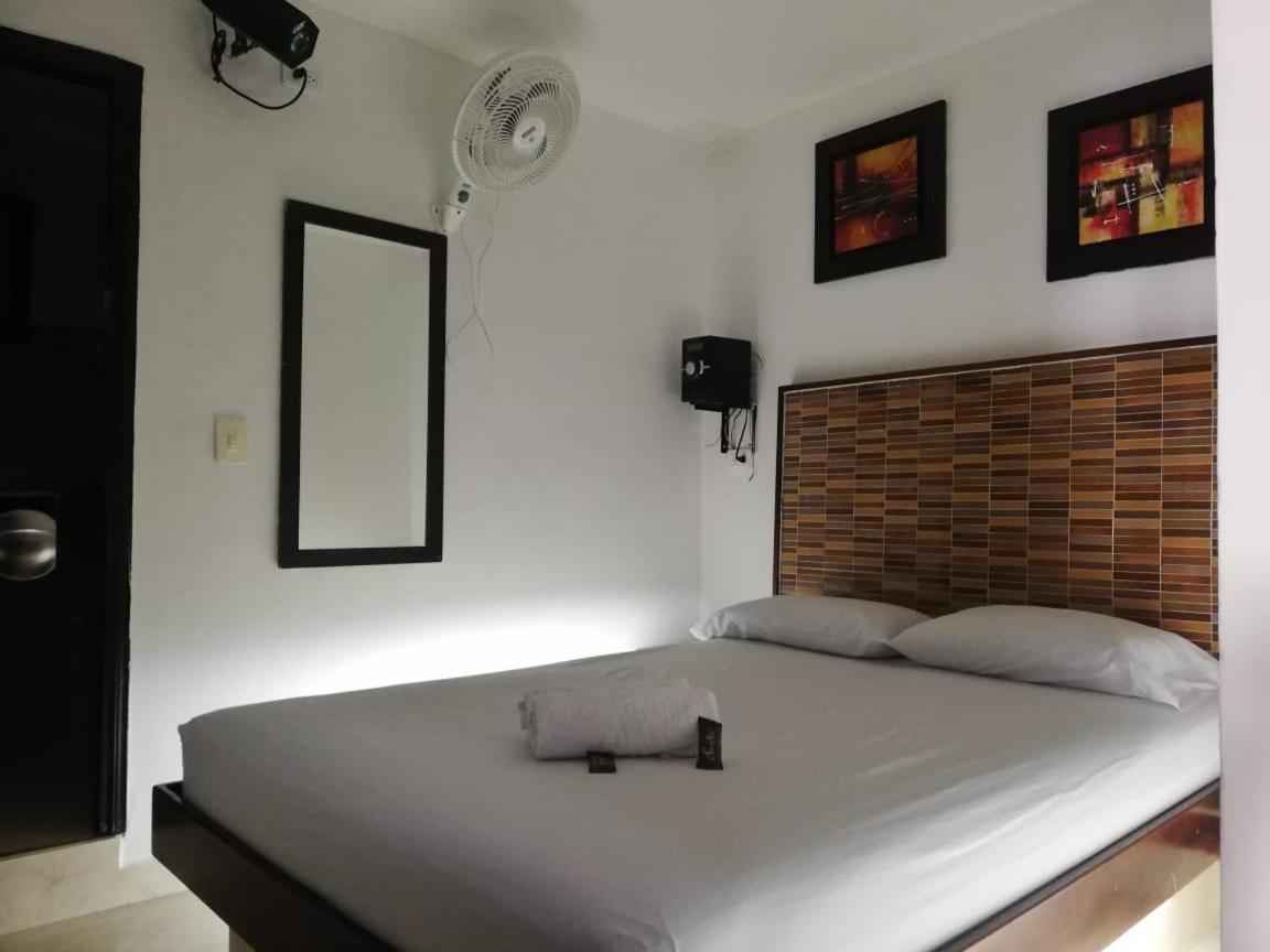 Hotel Marat Medellin Luaran gambar